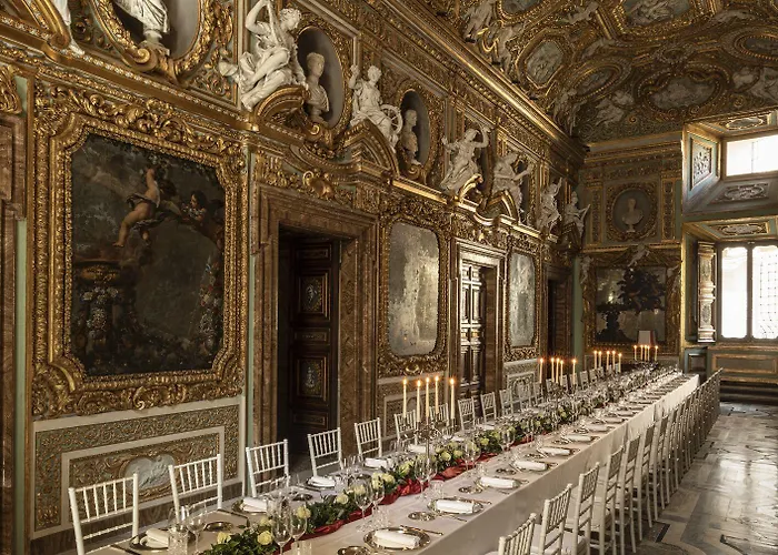 Palazzo Shedir - The Leading Of The World