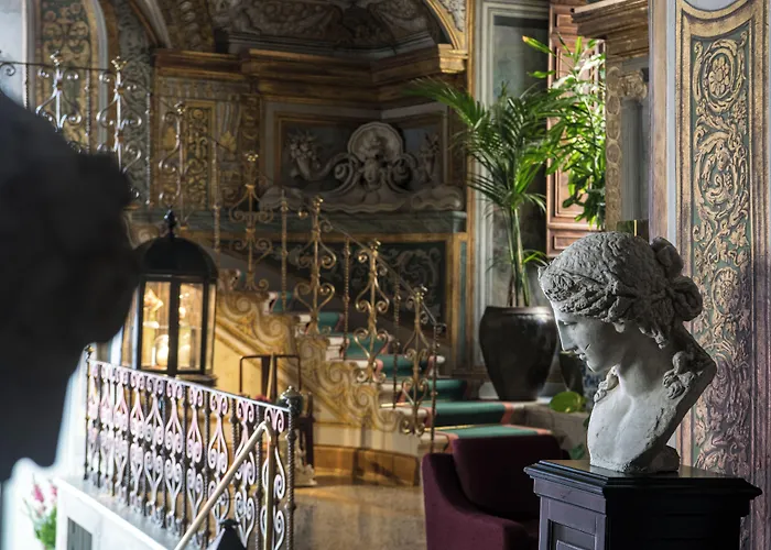Hotel Palazzo Shedir - The Leading Of The World Rome